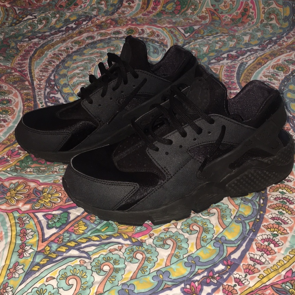 WMNS AIR HUARACHE RUN!